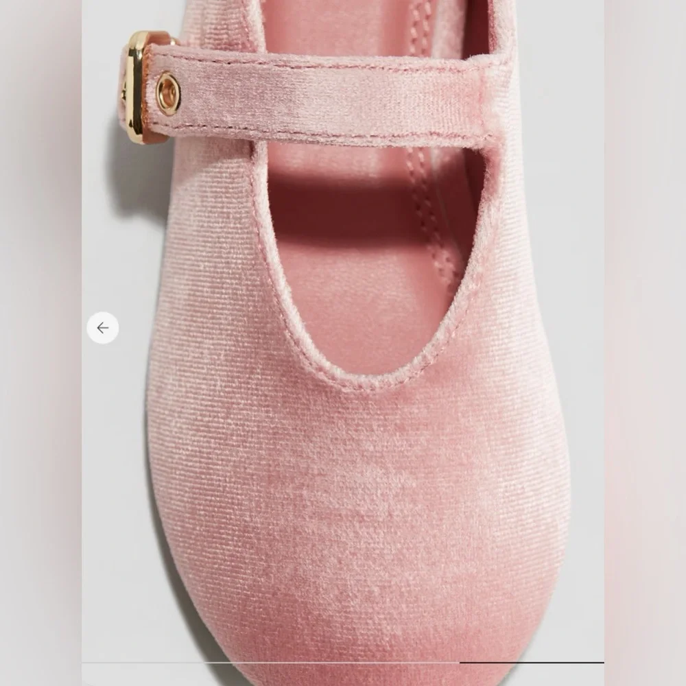 H&M Light Pink Velvet Mary Jane Shoes for Kids Size 13.5 - Picture 3 of 12